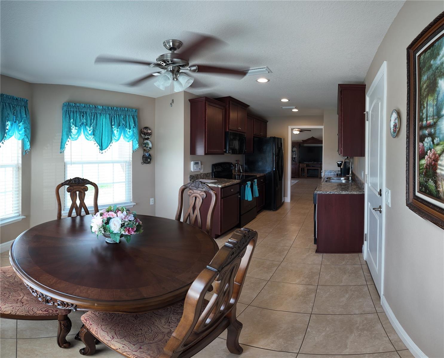 1220 N Platte Ct E Property Photo 8