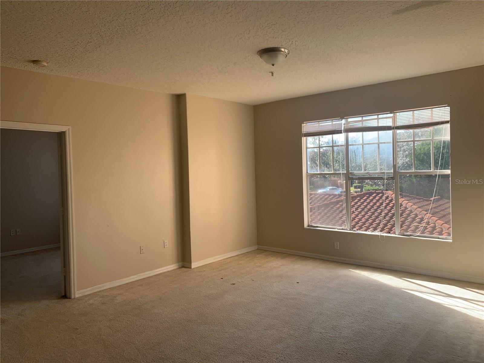 5578 Metrowest #206 Property Photo 4