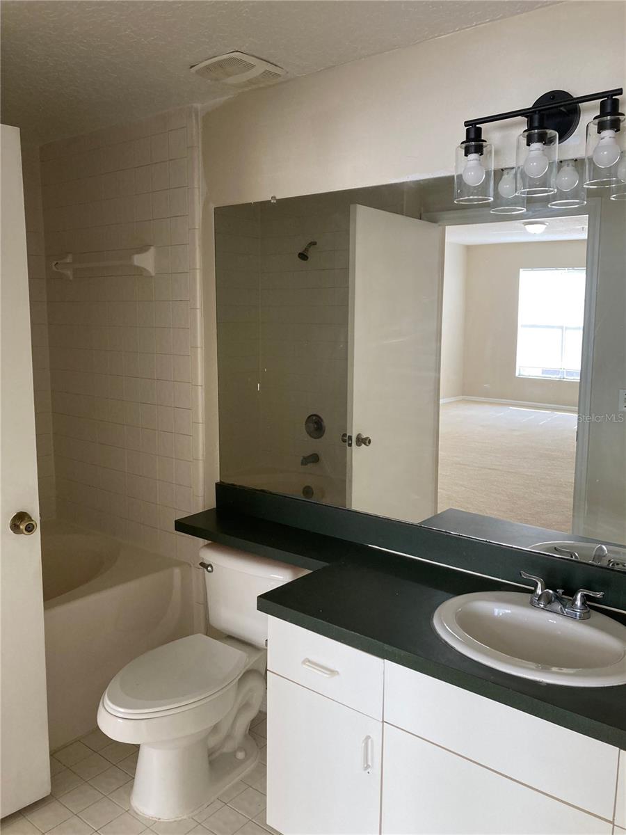 5578 Metrowest #206 Property Photo 6