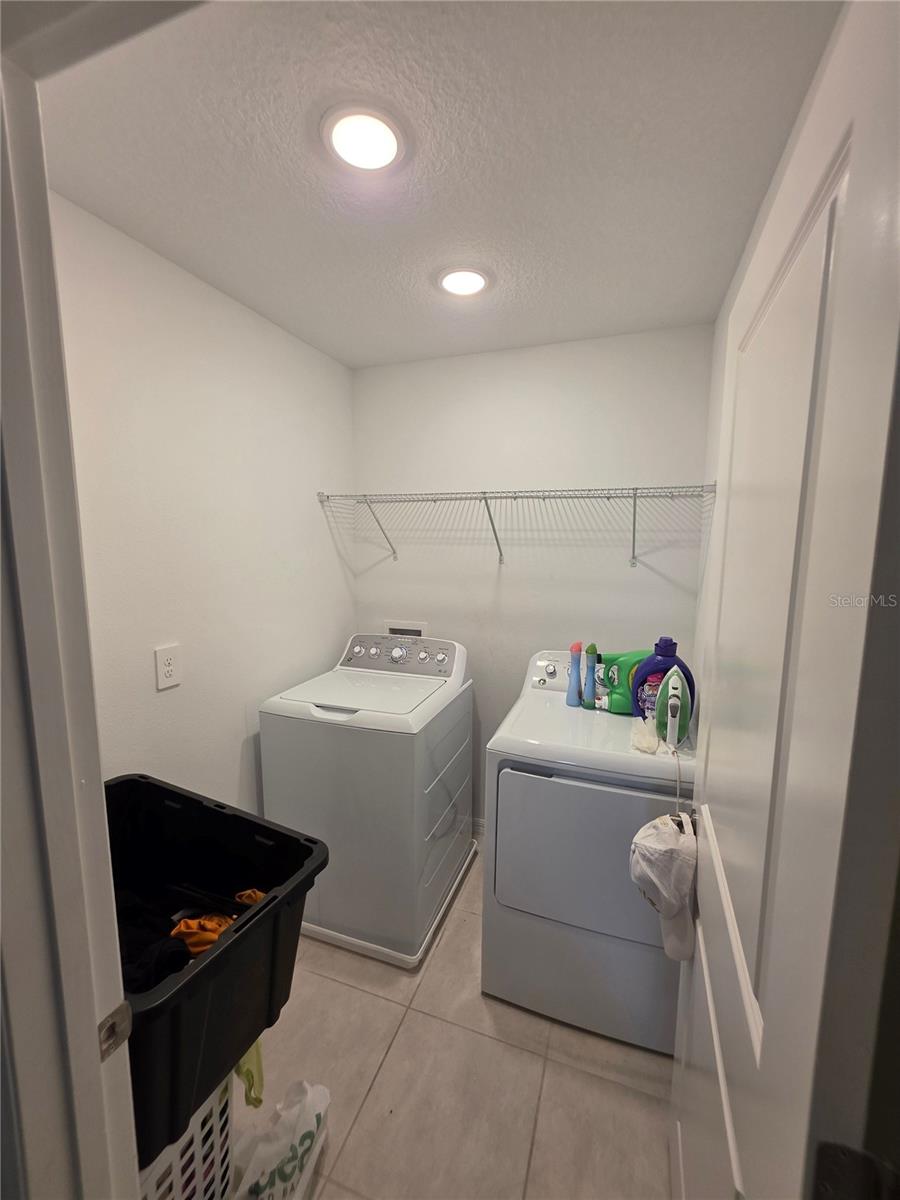 216 Citrine Loop Property Photo 14