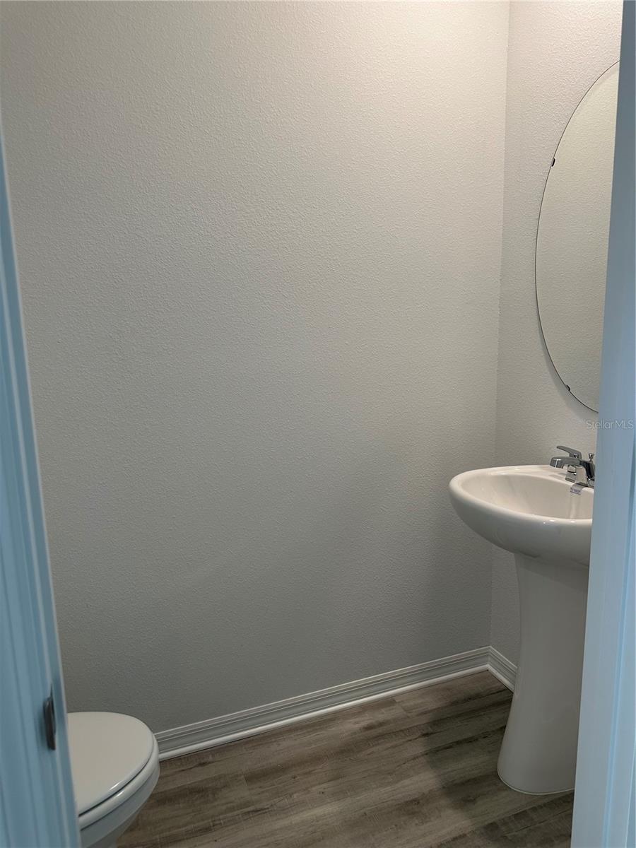 1823 Rock Elm Rd Property Photo 3