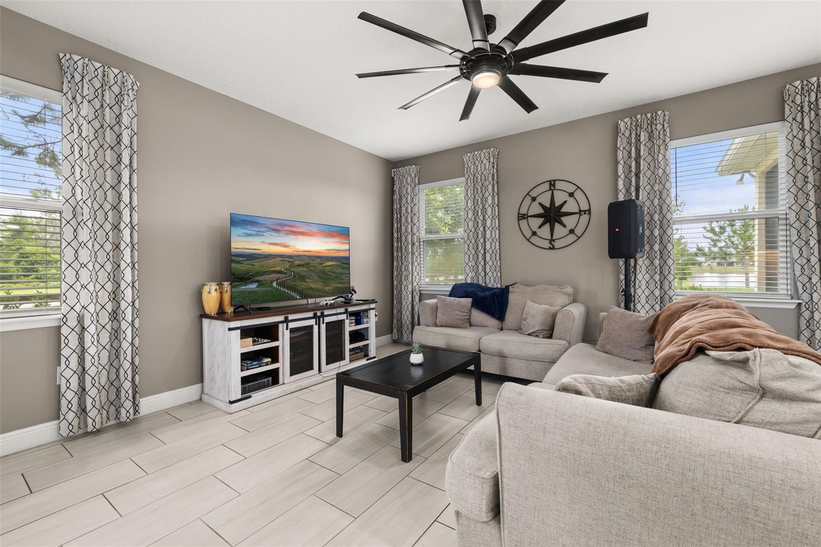 17023 Goldcrest Loop Property Photo 6