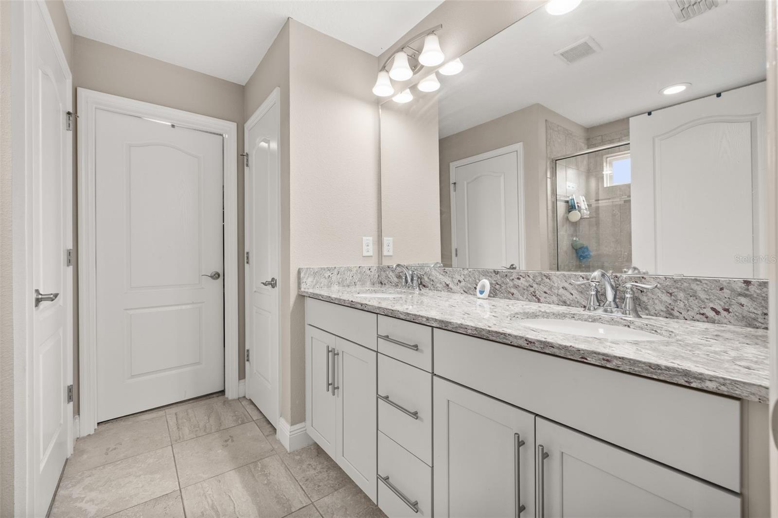 17023 Goldcrest Loop Property Photo 26