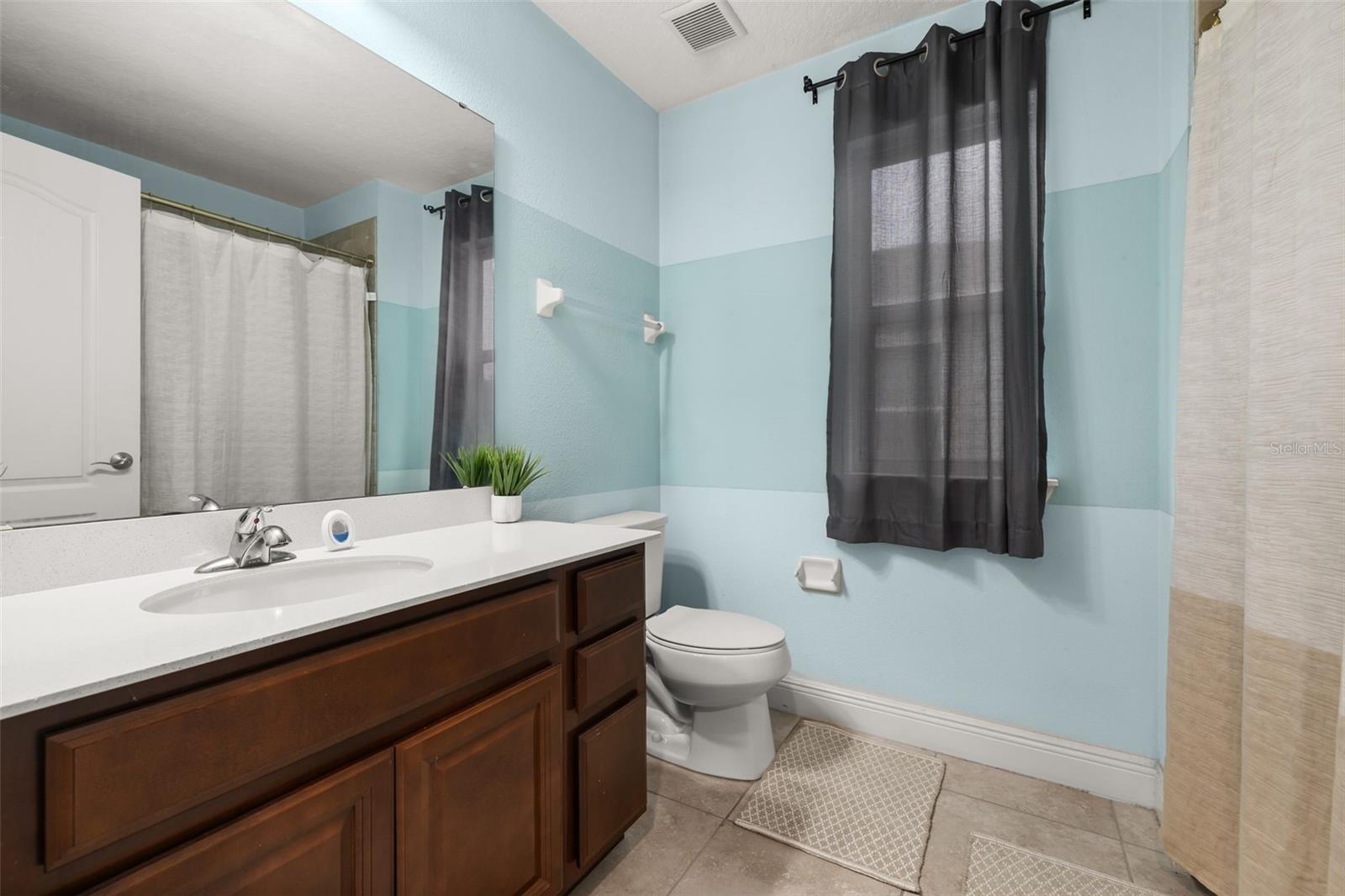 17023 Goldcrest Loop Property Photo 32