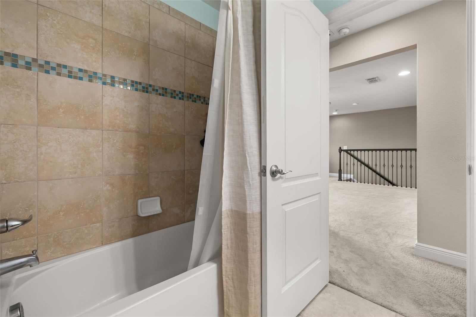 17023 Goldcrest Loop Property Photo 33
