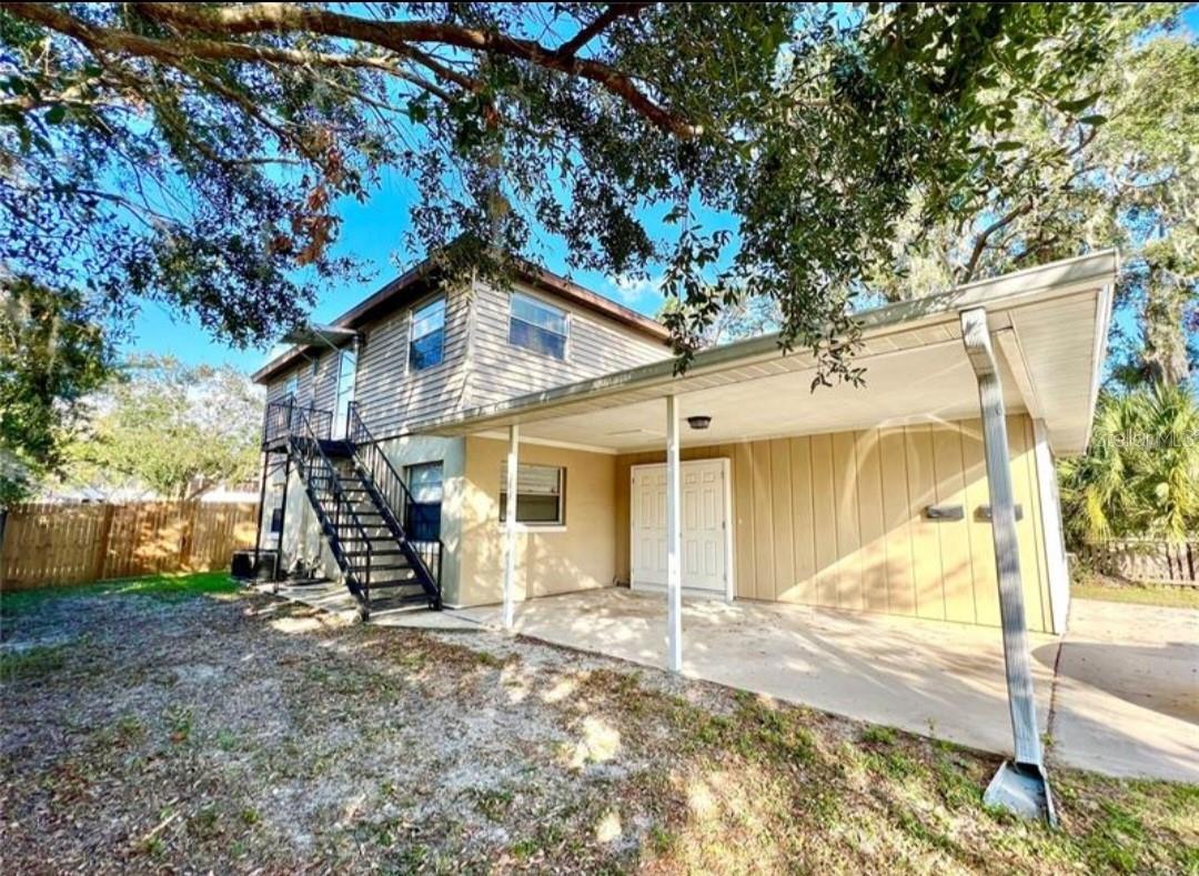 209 Avenue B Se Property Photo 3