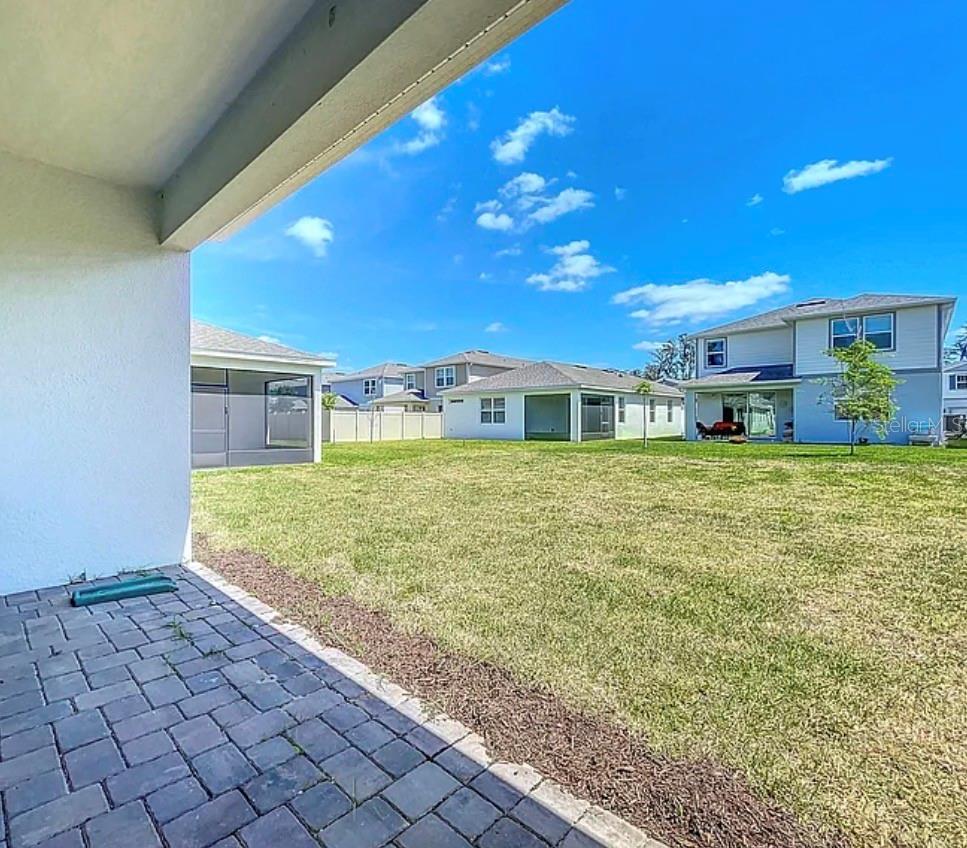 2361 Palm Park Loop Property Photo 7