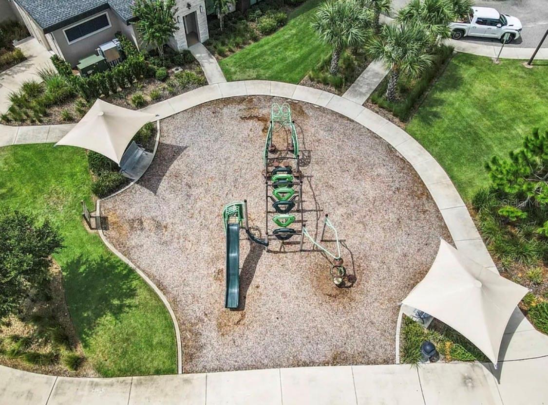 2361 Palm Park Loop Property Photo 10