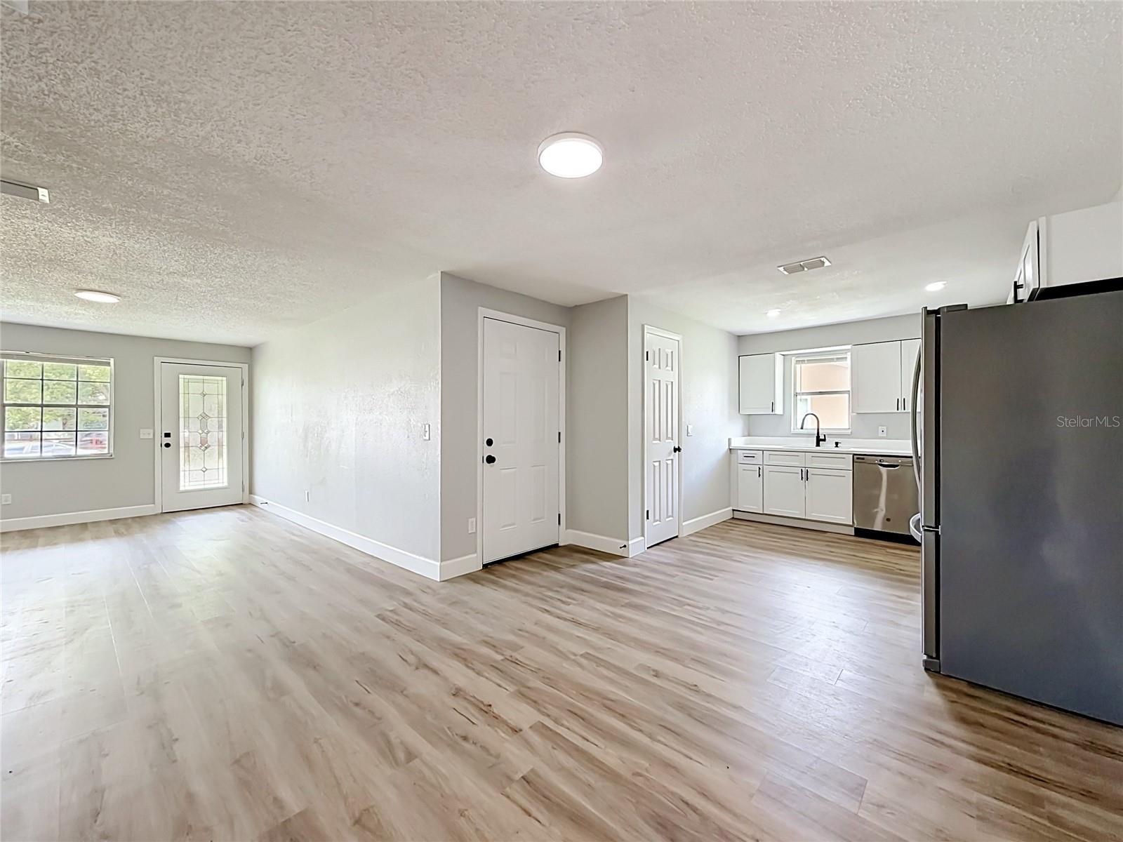 115 Drew Ave Property Photo 10