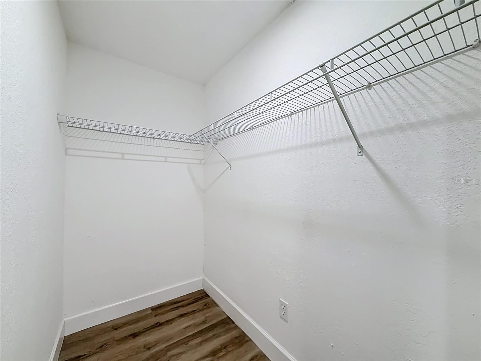 115 Drew Ave Property Photo 18