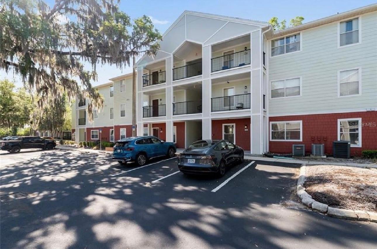 2360 Sw Archer Rd #915 Property Photo 1