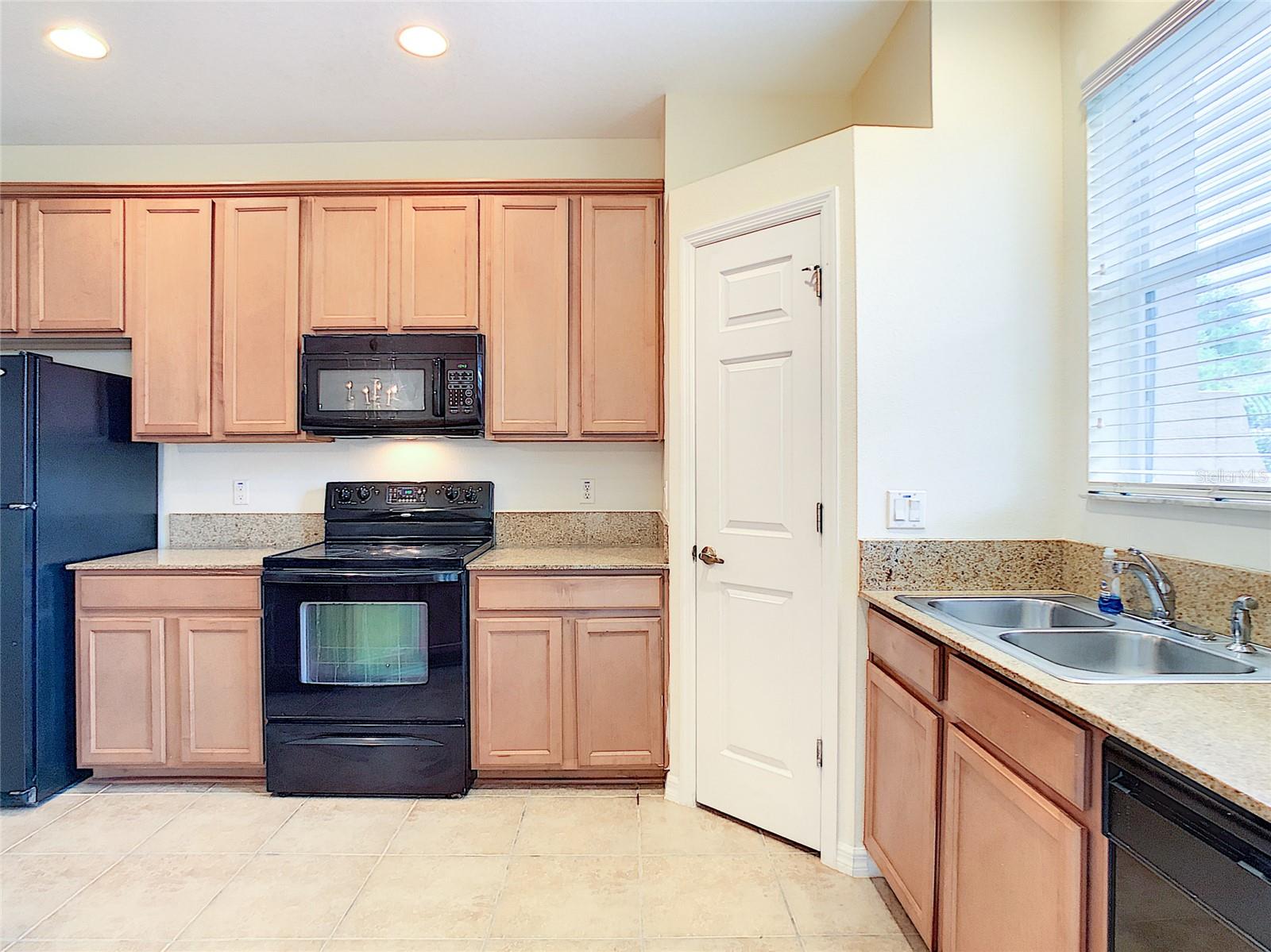 3660 Iditarod Ln Property Photo 7
