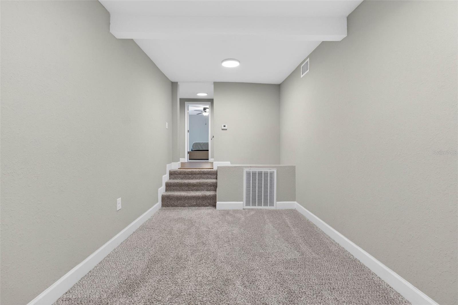 305 S Sharp St Property Photo 12