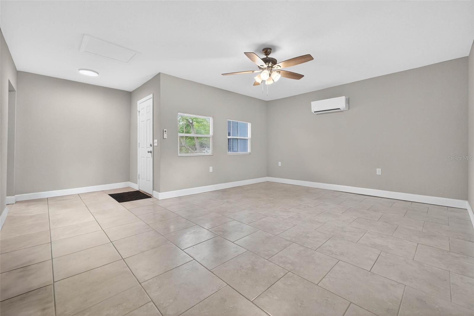 305 S Sharp St Property Photo 15