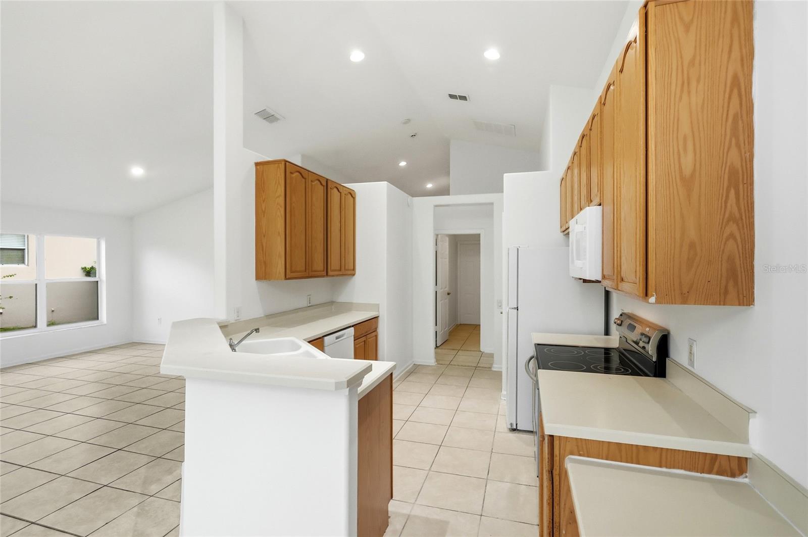 3145 Stonehurst Cir Property Photo 27