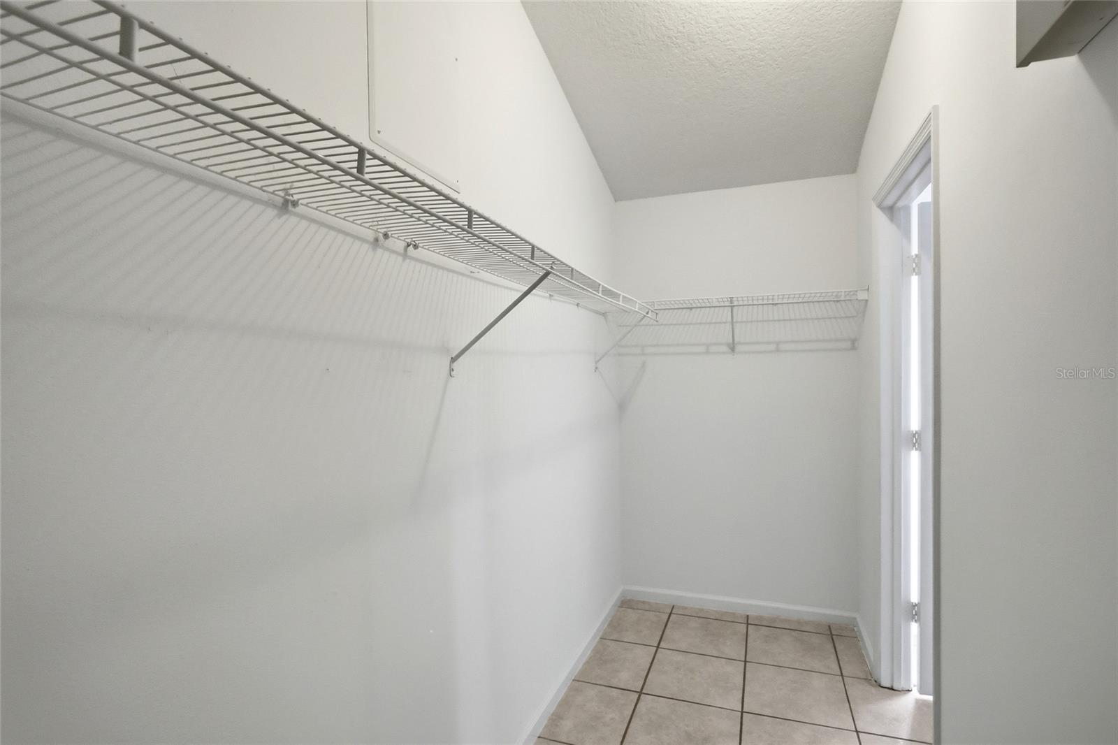 3145 Stonehurst Cir Property Photo 35