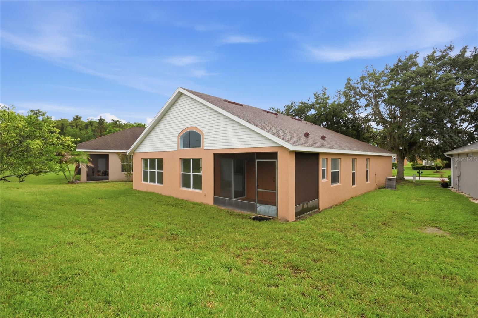 3145 Stonehurst Cir Property Photo 38