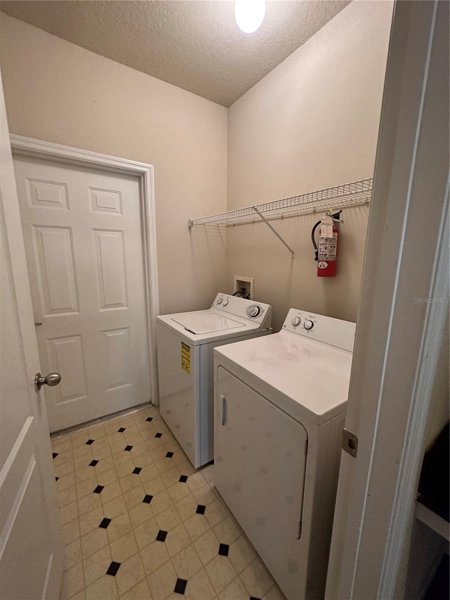 8855 Villa View Cir #105 Property Photo 13