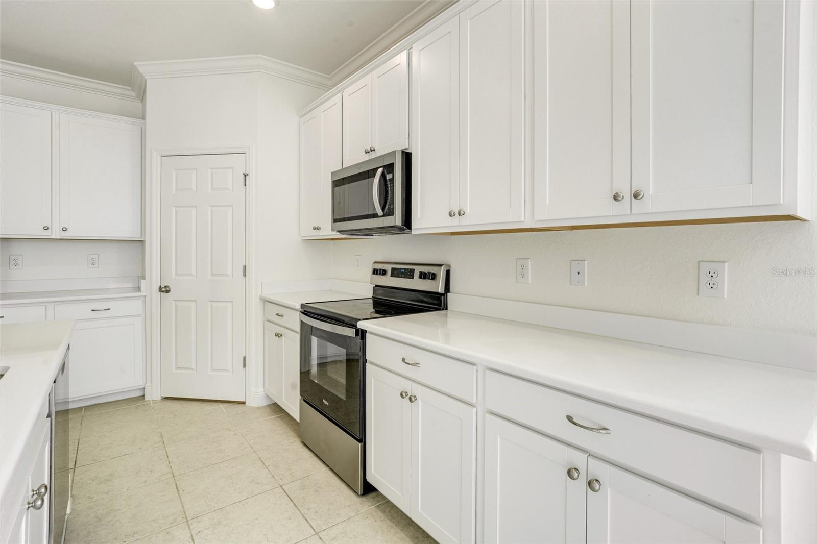 1452 Se 13th Ter Property Photo 11