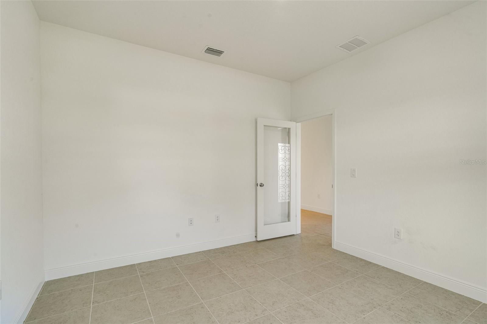 1452 Se 13th Ter Property Photo 27