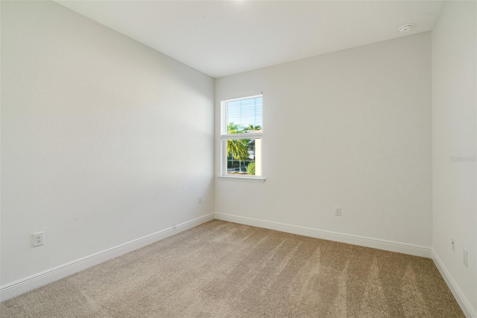 1452 Se 13th Ter Property Photo 32