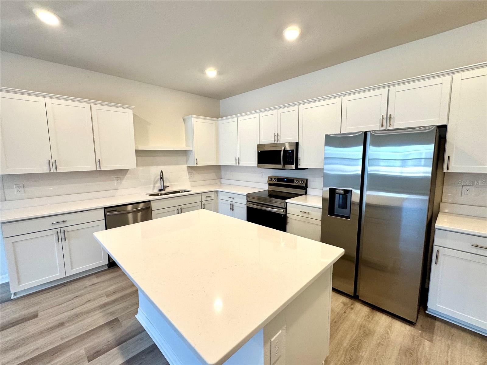 5788 Freshwater Canyon Dr Property Photo 3