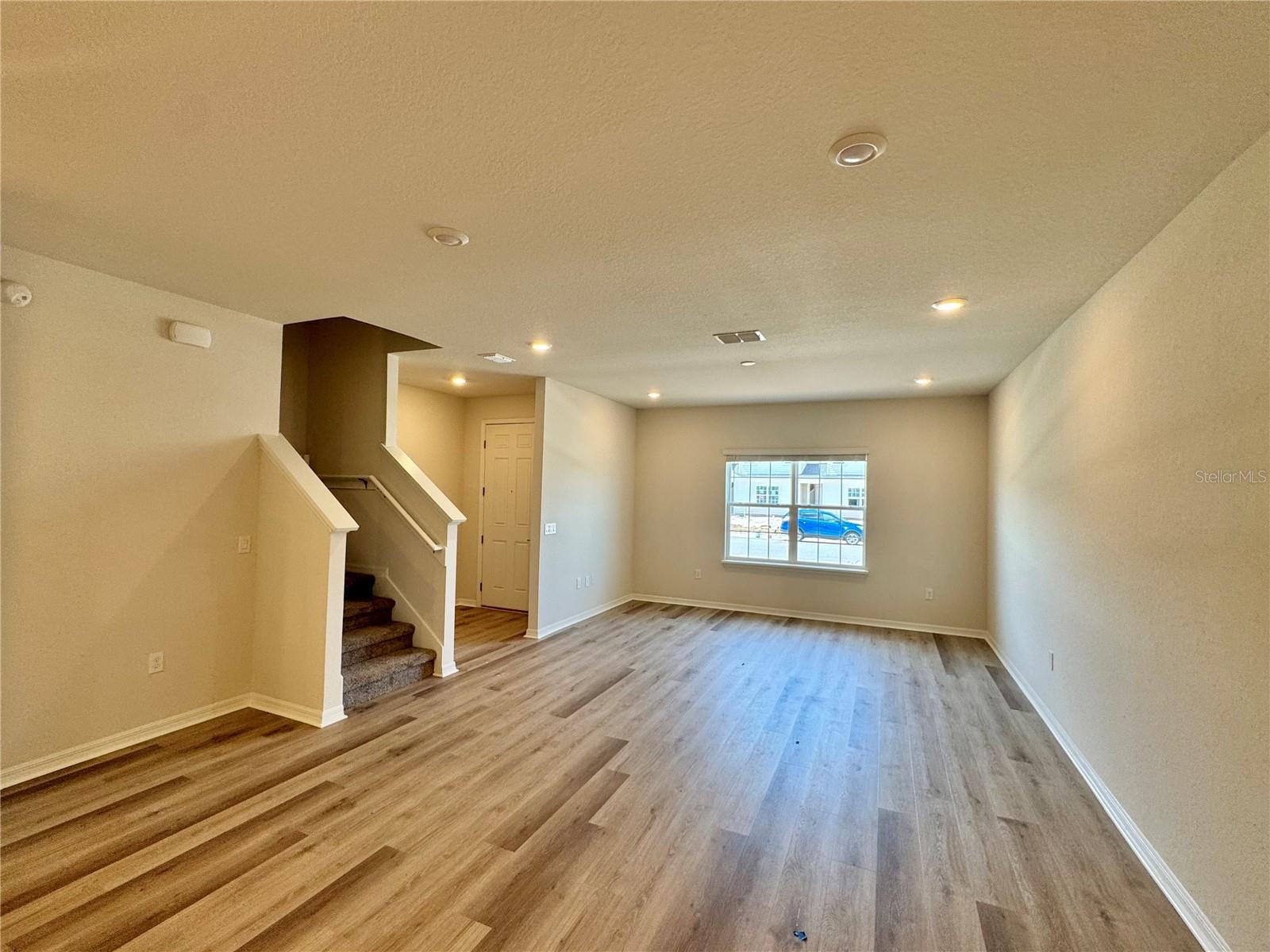 5788 Freshwater Canyon Dr Property Photo 7