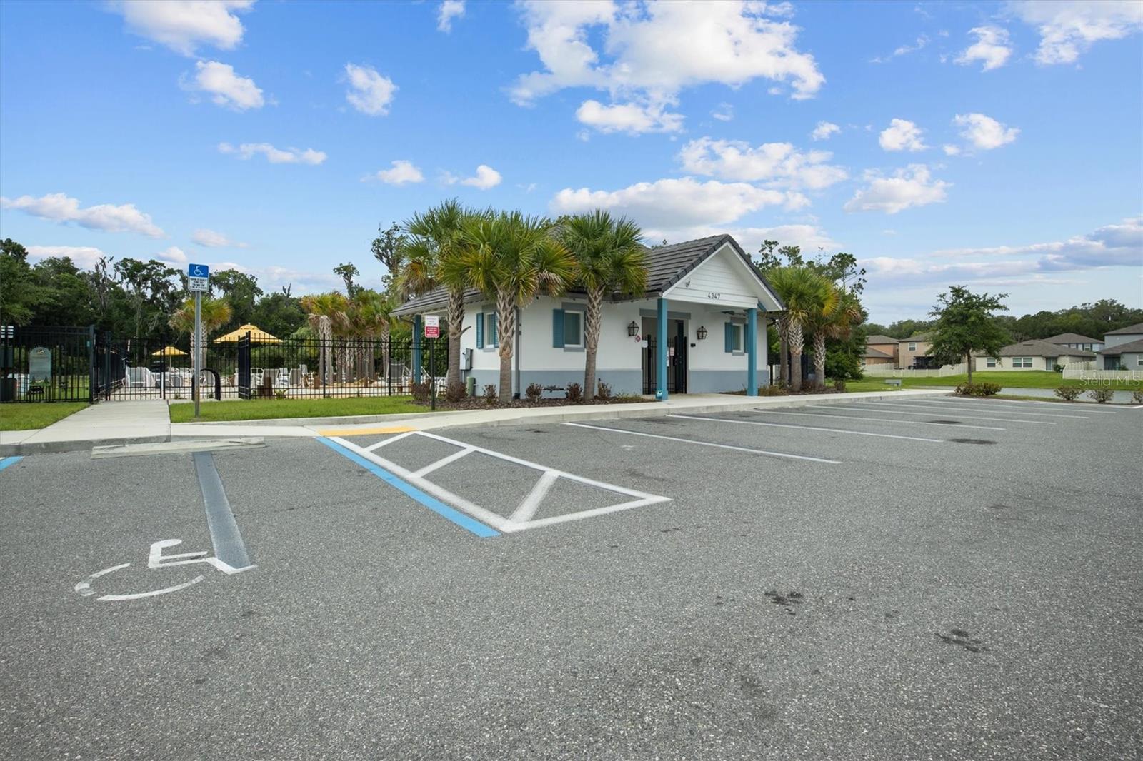 1856 Red Loop Property Photo 32
