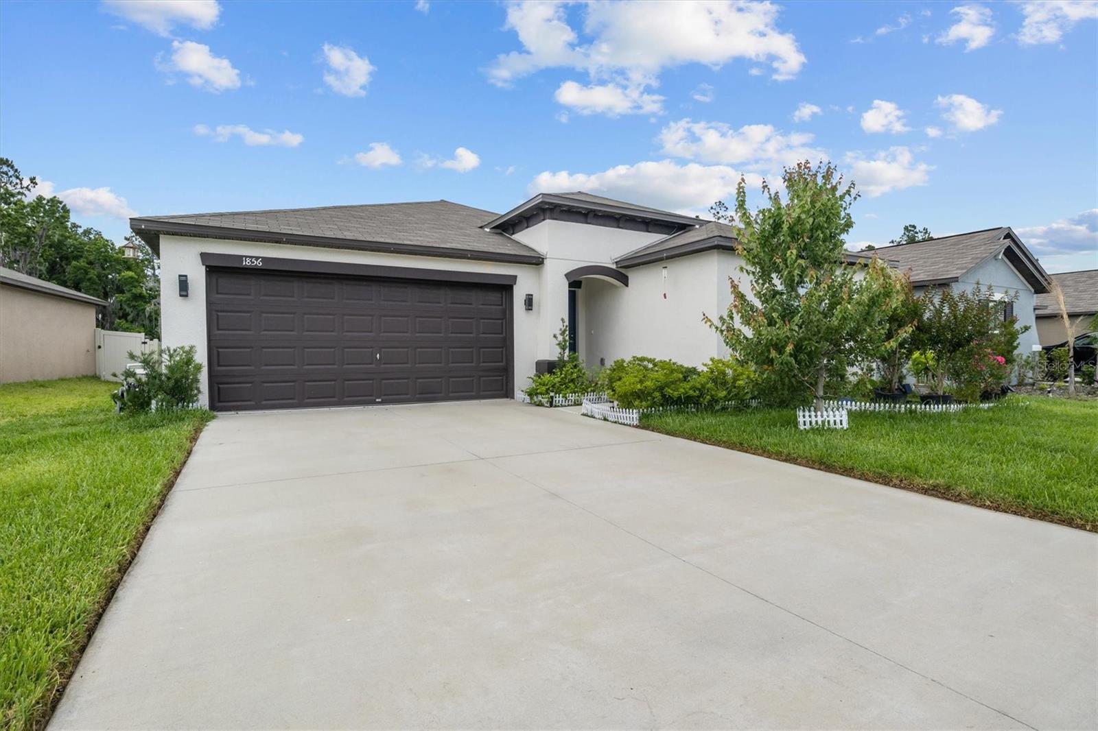 1856 Red Loop Property Photo 41