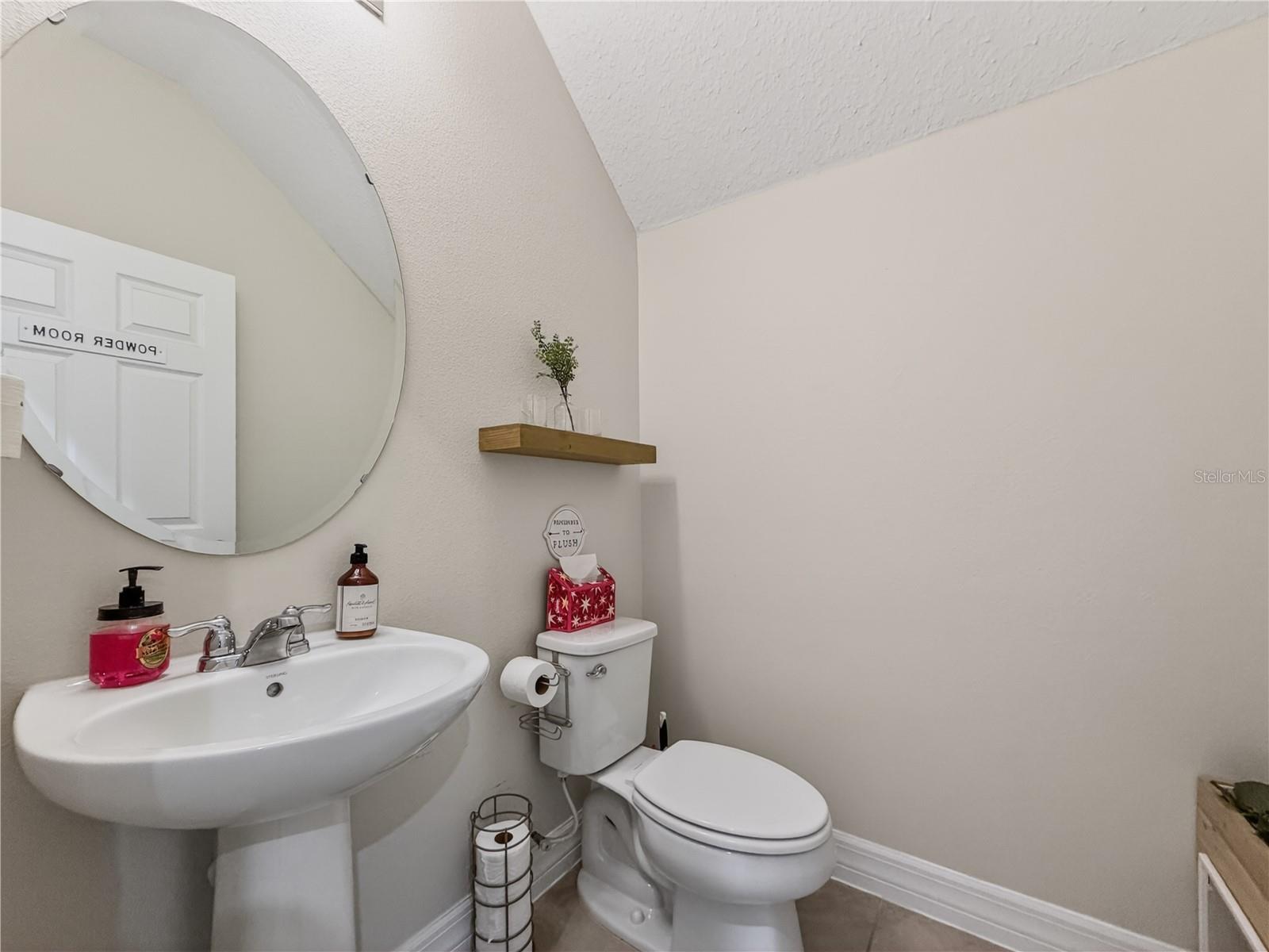 9487 Randal Park Blvd Property Photo 12