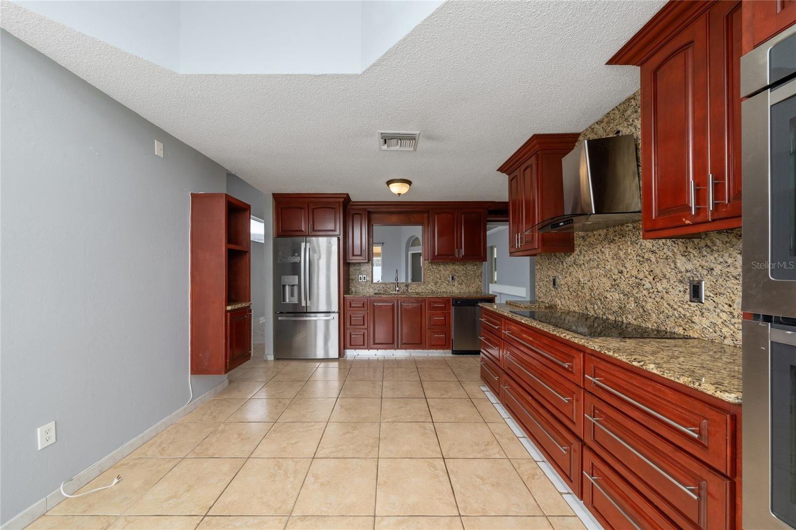 8810 Kensington Ct Property Photo 2