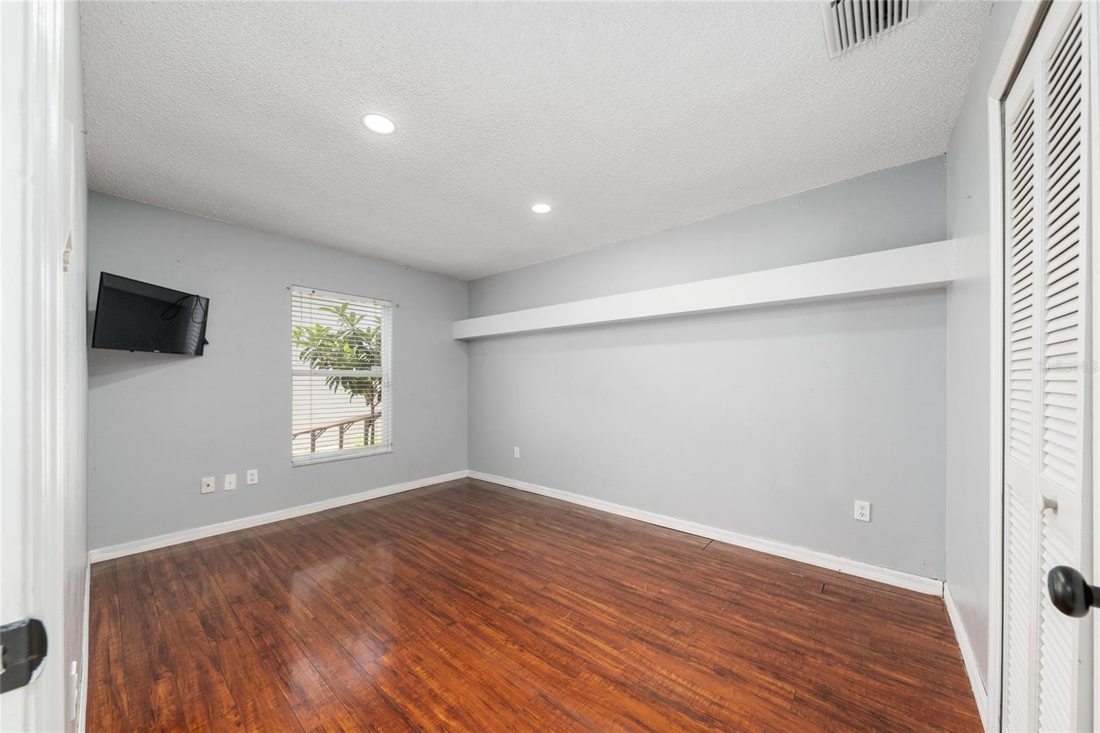 8810 Kensington Ct Property Photo 20