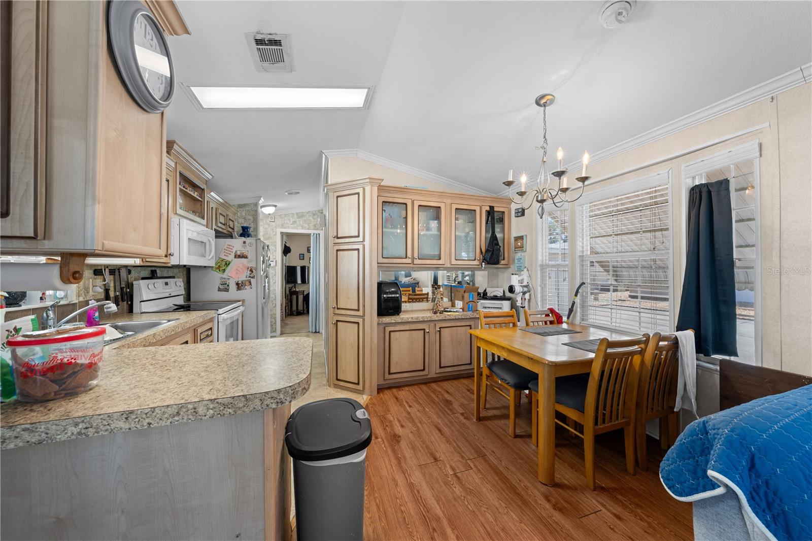 34 Fairview Dr N Property Photo 19