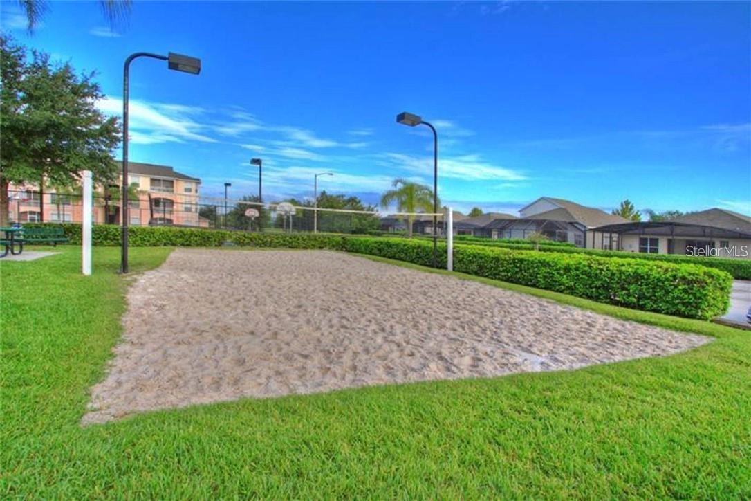 2411 Silver Palm Dr Property Photo 12