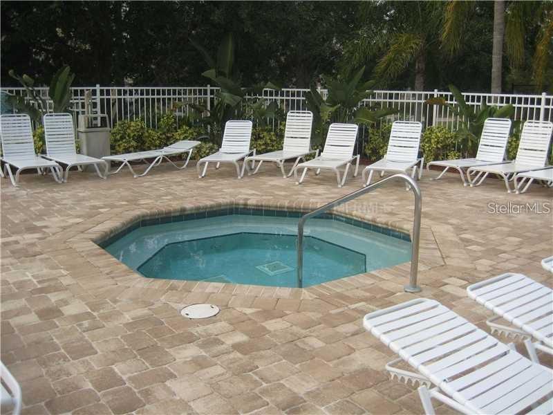 2411 Silver Palm Dr Property Photo 20