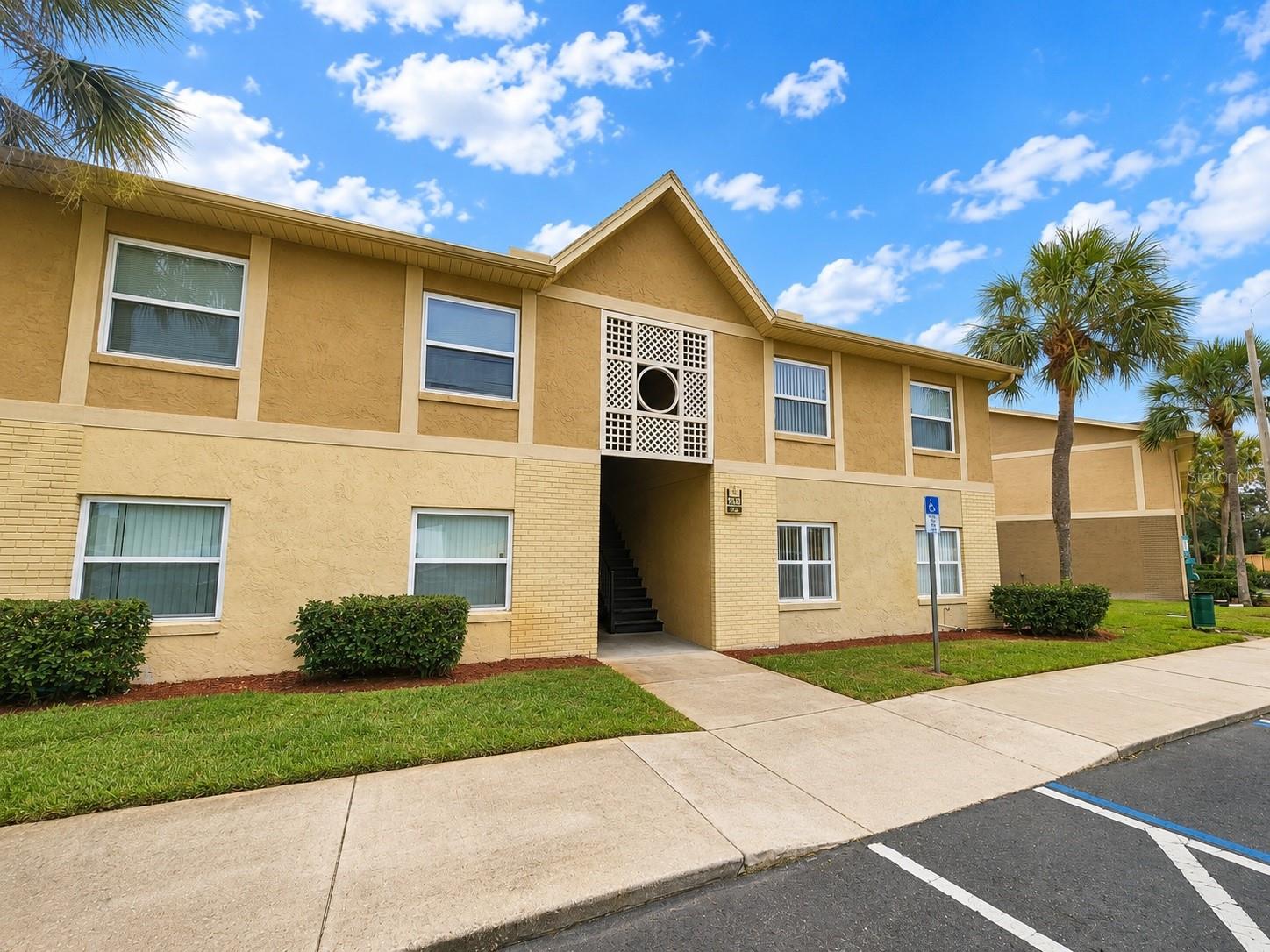 9933 SWEEPSTAKES LN #6 Property Photo 1
