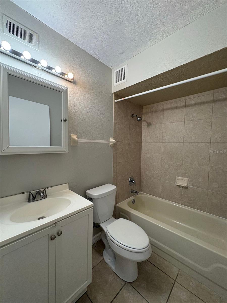 9933 Sweepstakes Ln #6 Property Photo 19