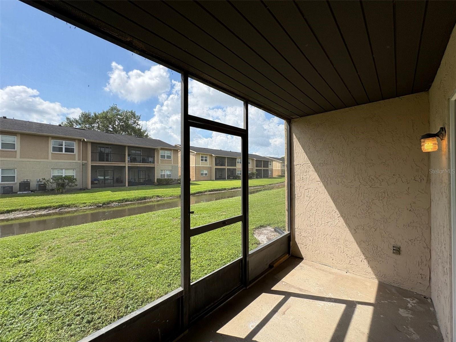 9933 Sweepstakes Ln #6 Property Photo 24