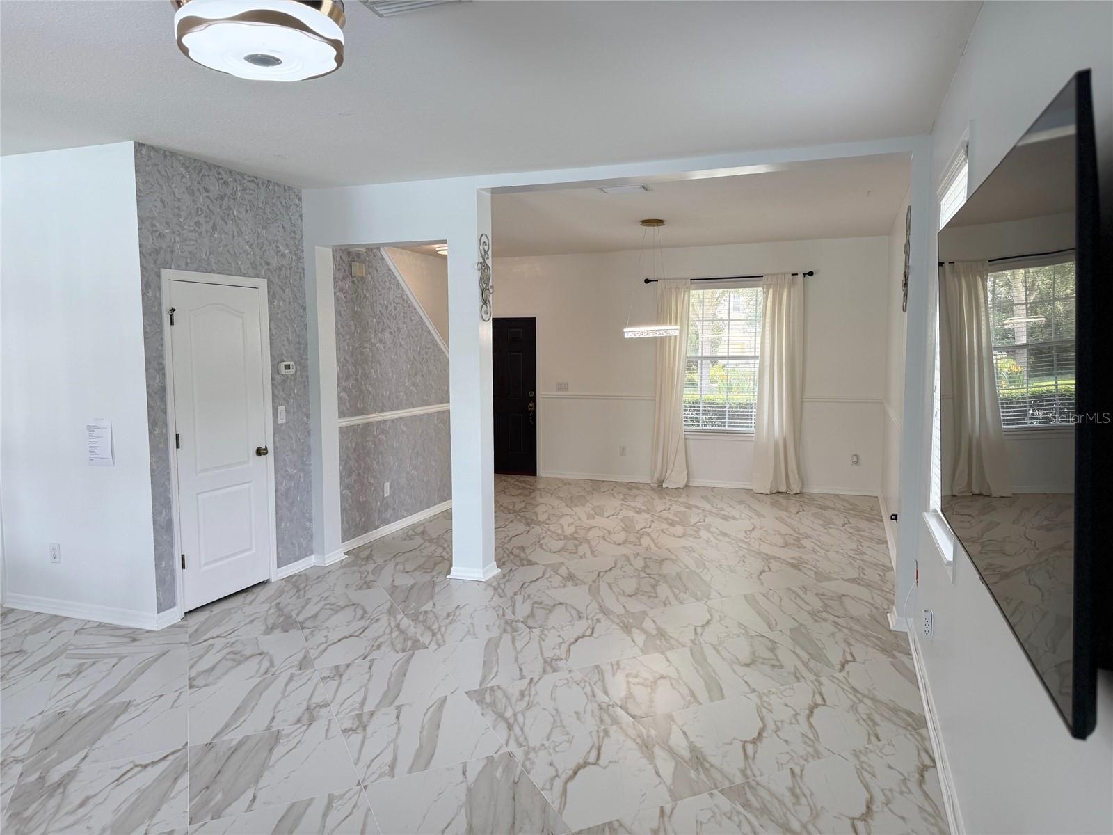 12236 Fairlawn Dr Property Photo 11