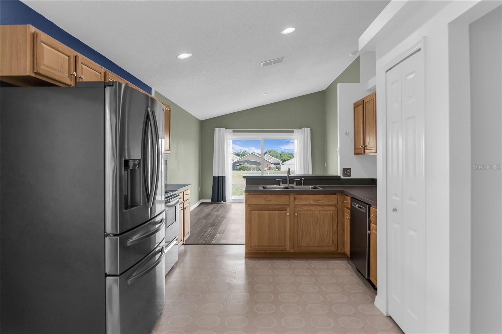 659 Reston Pl Property Photo 11
