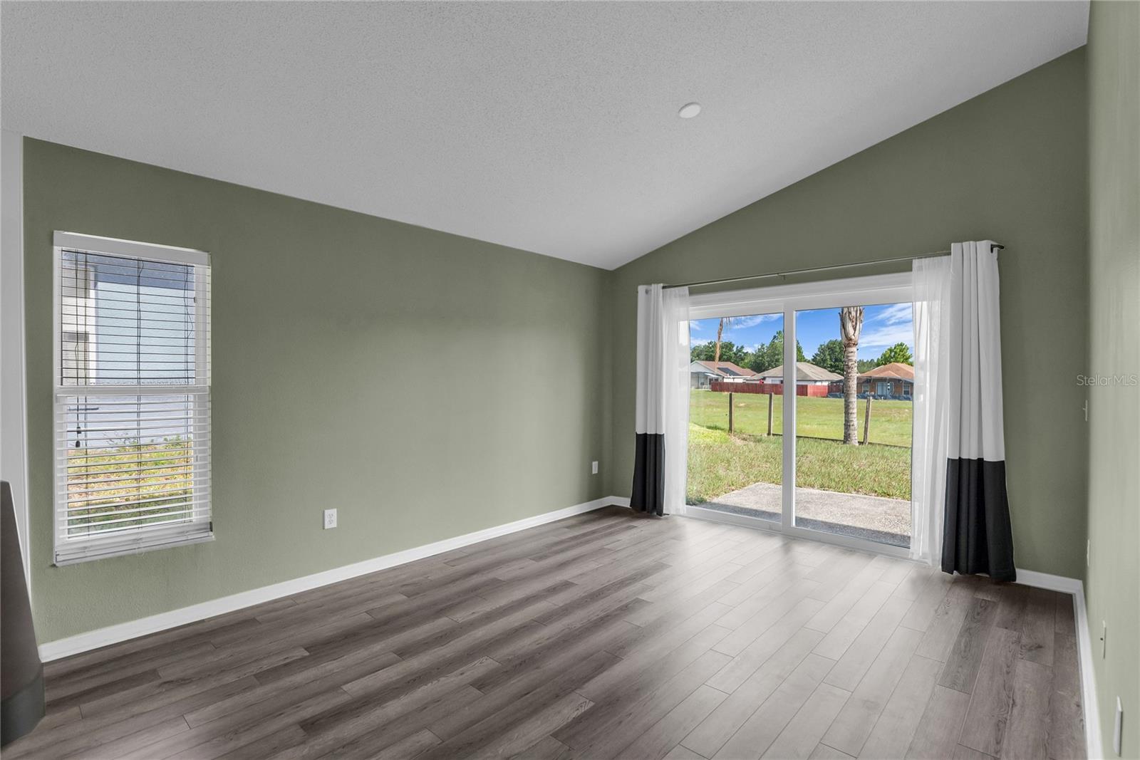 659 Reston Pl Property Photo 19
