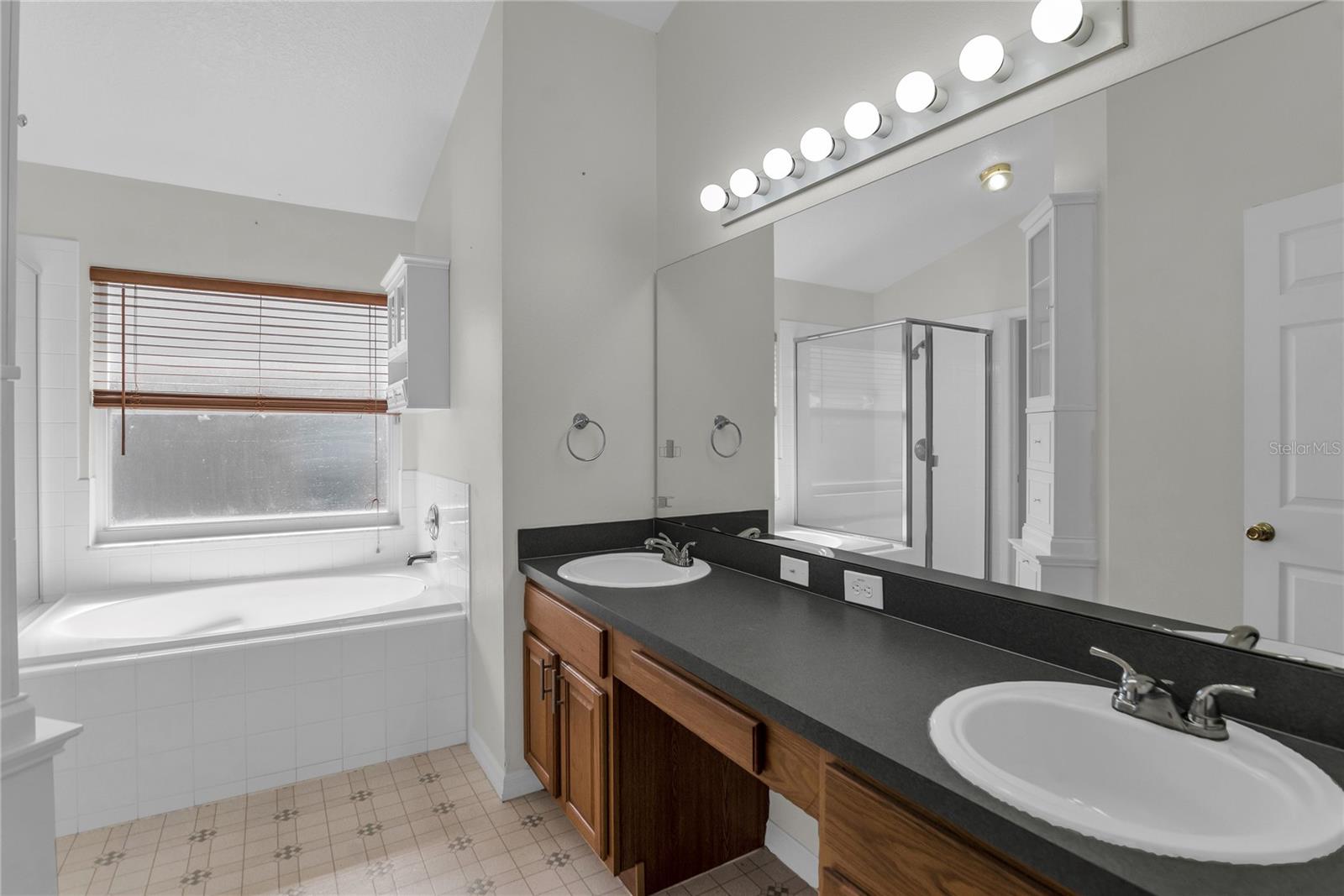 659 Reston Pl Property Photo 25