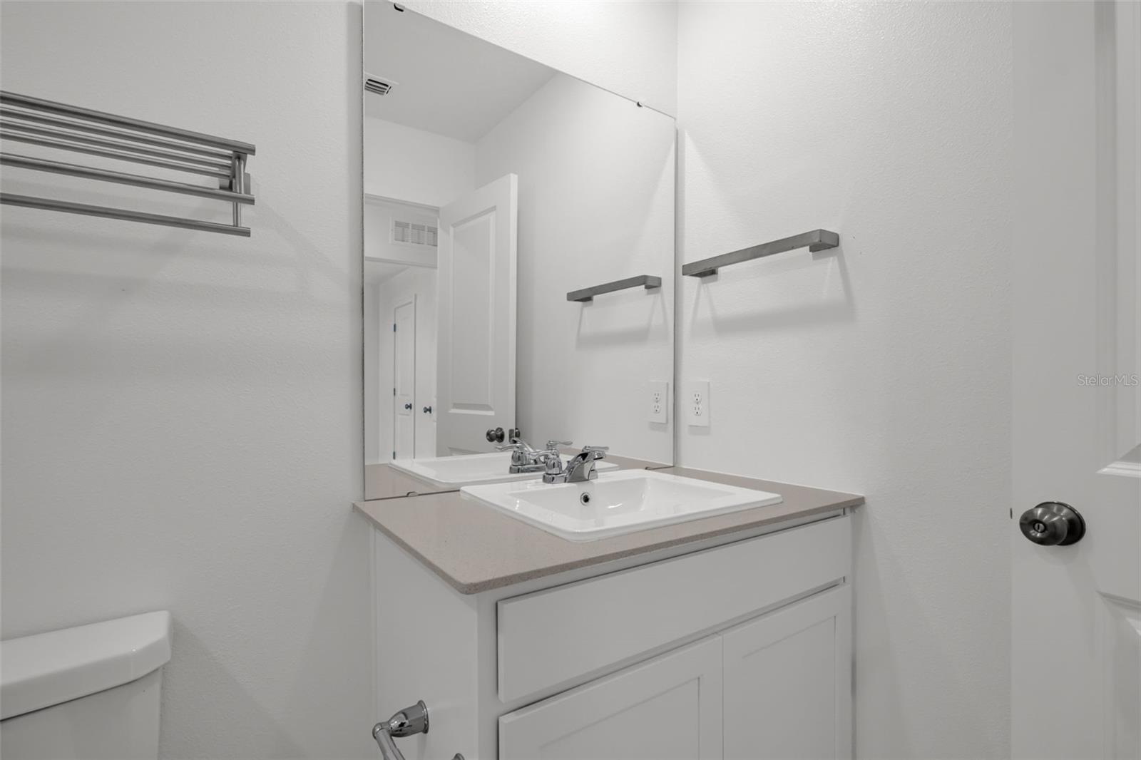 831 Lynx Property Photo 18