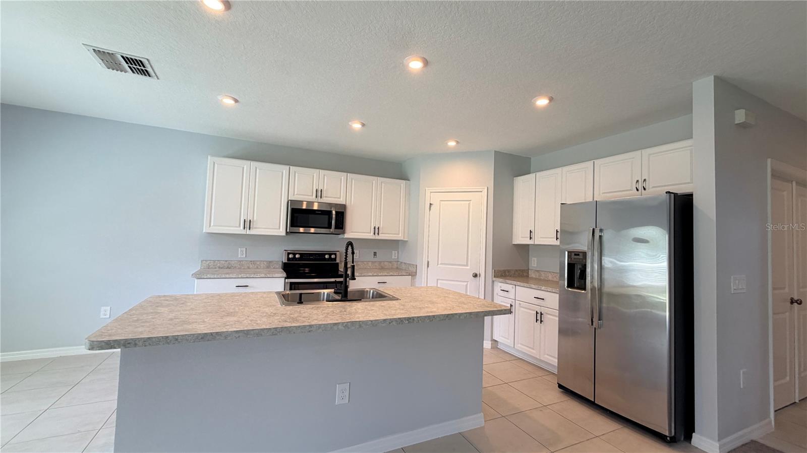 2811 Parkfield Rd Property Photo 8