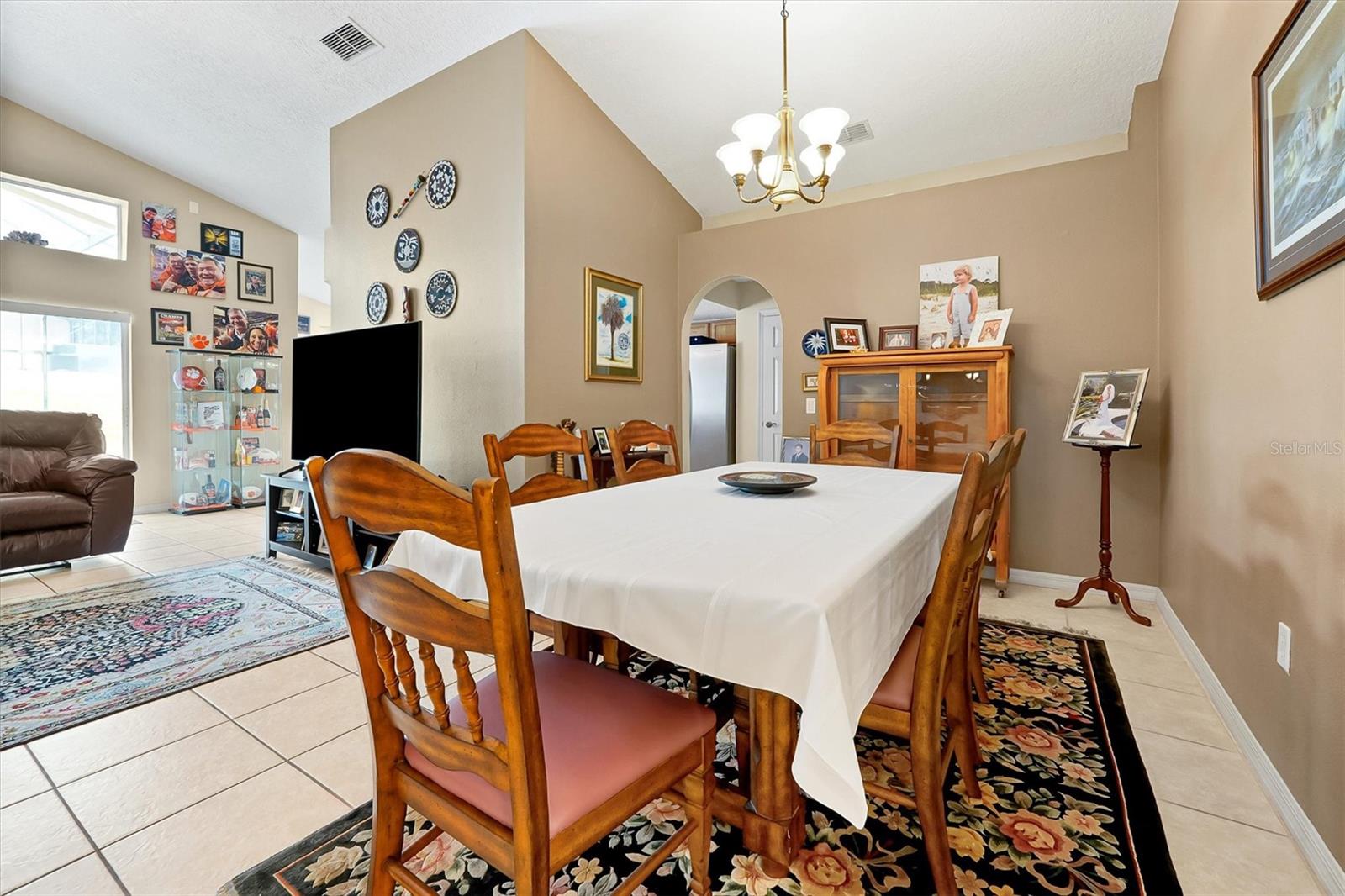 816 Knightsbridge Cir Property Photo 16