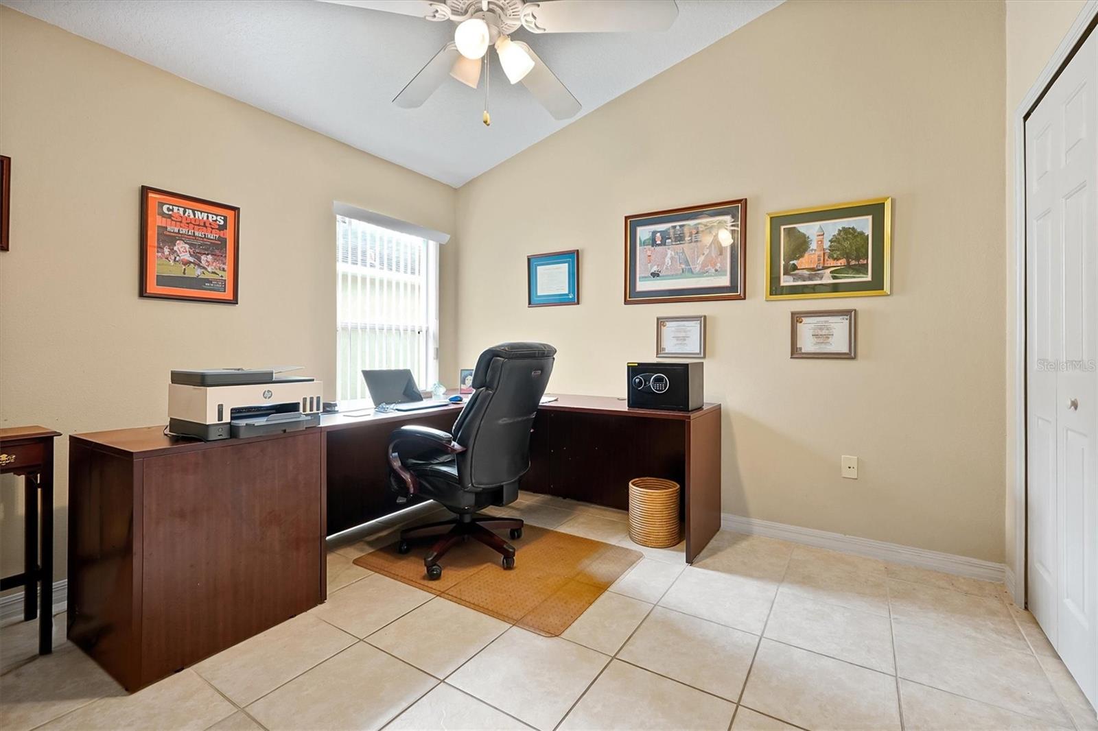 816 Knightsbridge Cir Property Photo 33