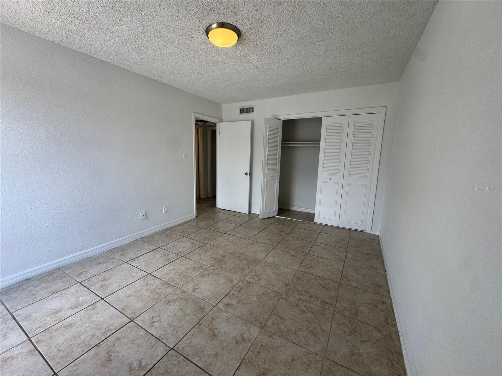 355 Wymore Rd #202 Property Photo 10