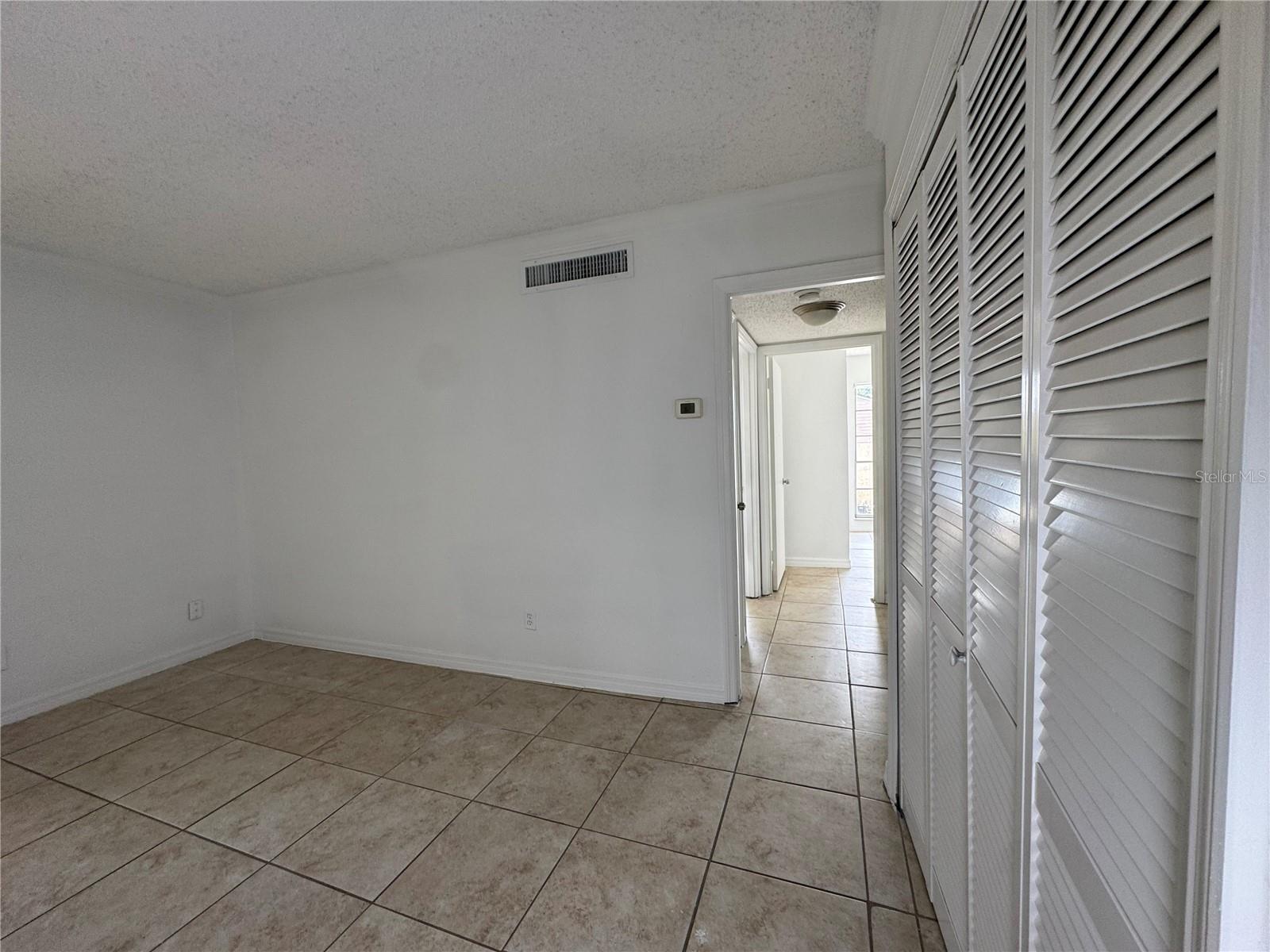355 Wymore Rd #202 Property Photo 11