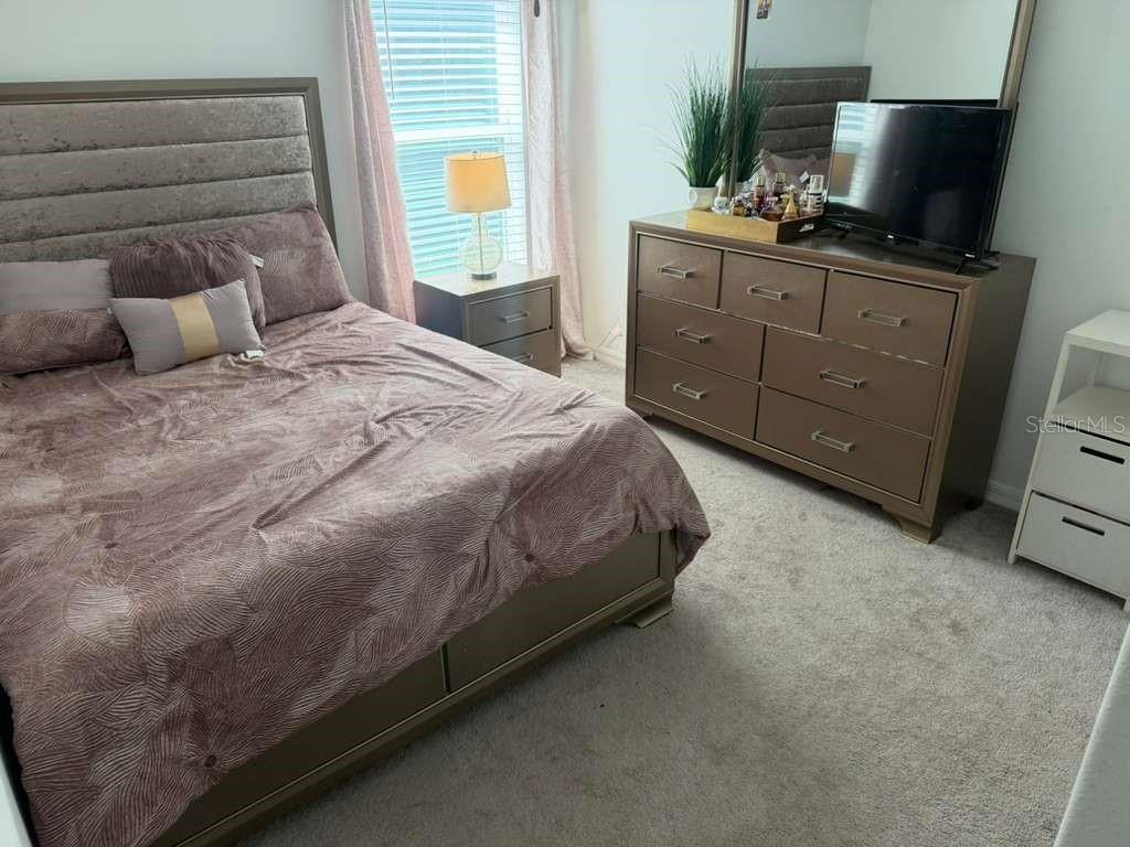 2000 Red Loop Property Photo 6