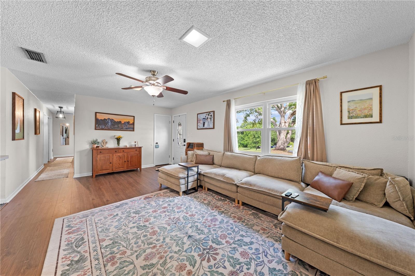 463 Chestnut Ct Property Photo 4